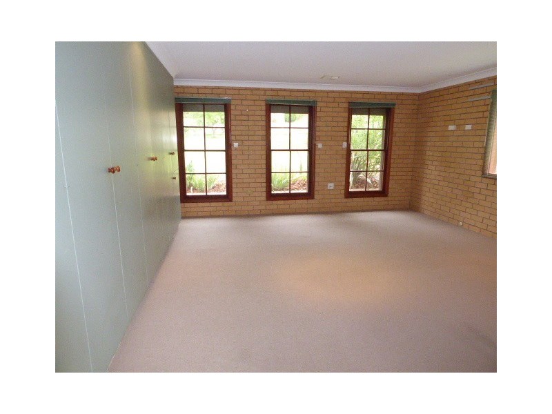 75 Cathcart Street, Goulburn NSW 2580