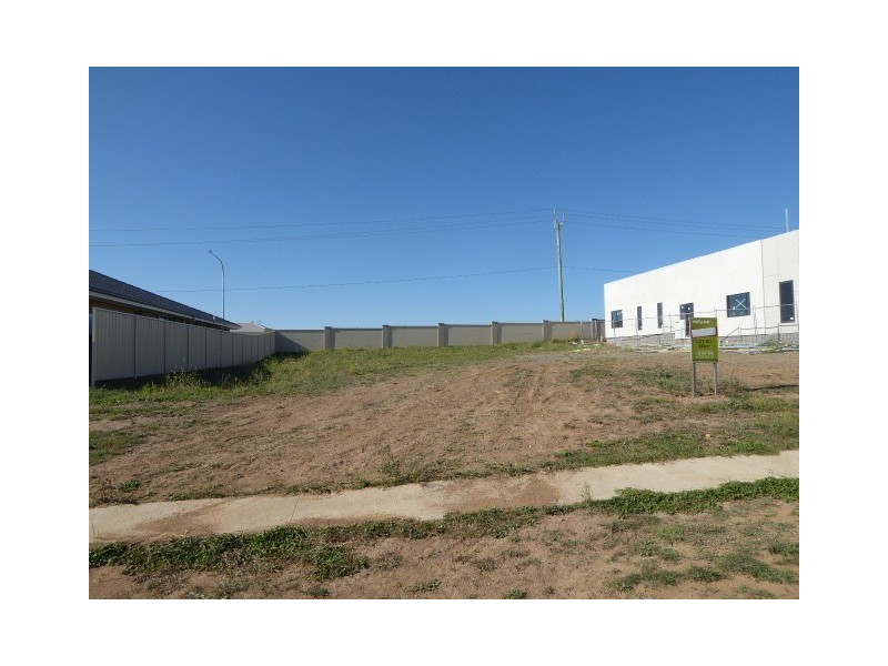 66 Kidd Circuit, Goulburn NSW 2580