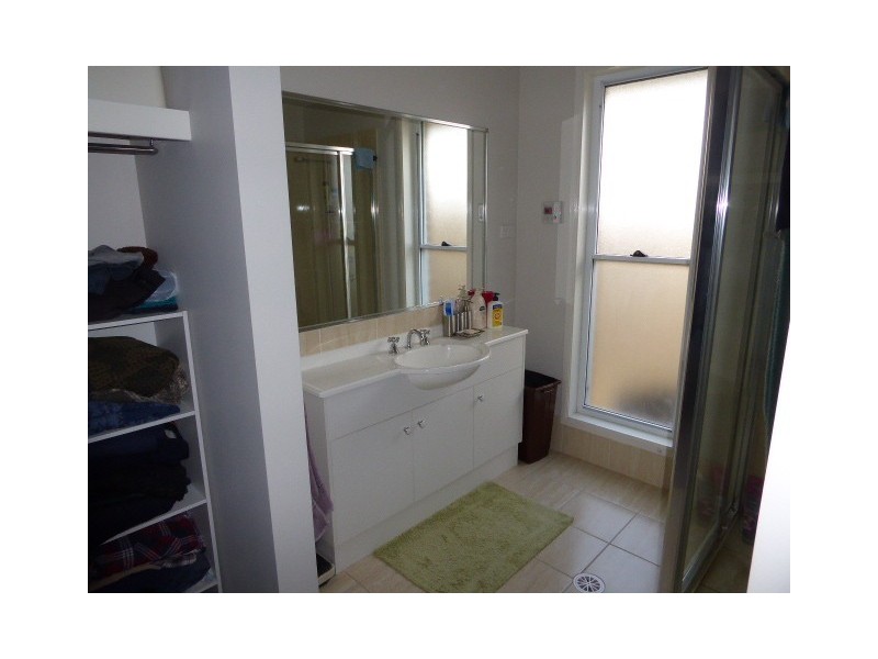 26 Barry Crescent, Goulburn NSW 2580