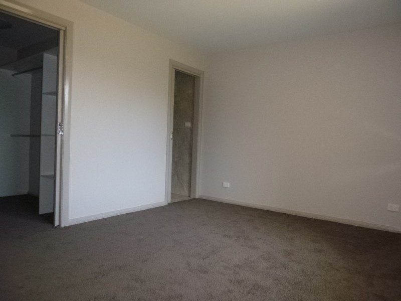 48 Gourock Avenue, Goulburn NSW 2580