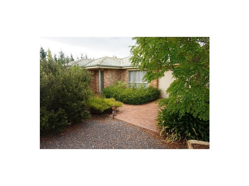 53 Greendale Crescent, Goulburn NSW 2580