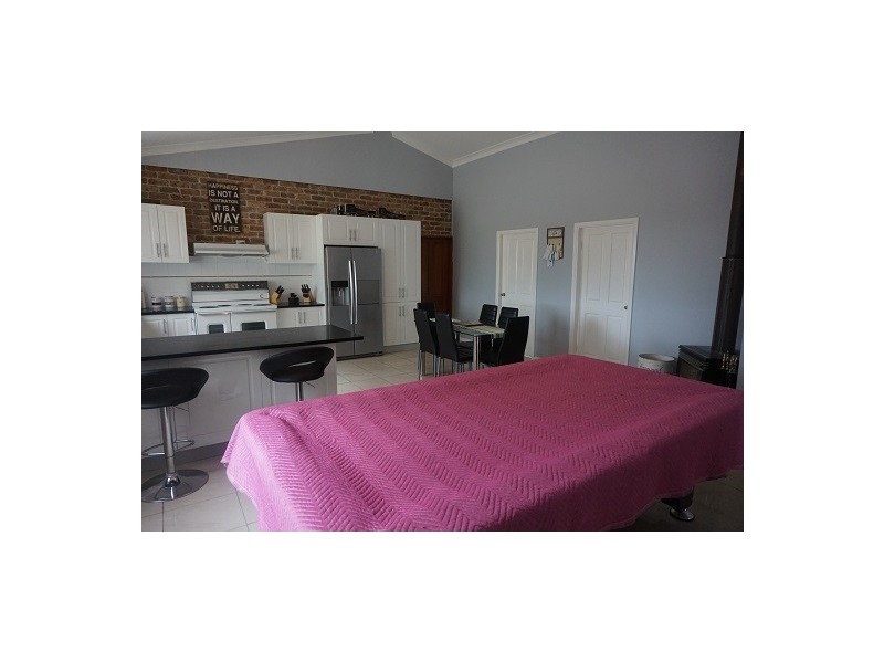 328 Tiyces Lane, Goulburn NSW 2580