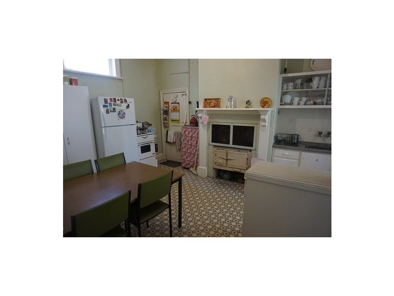 8 Francis Street, Goulburn NSW 2580