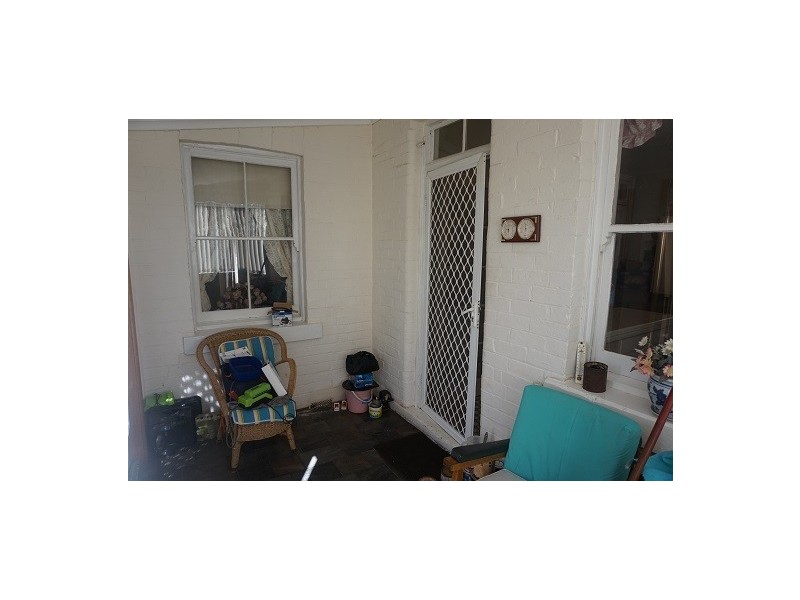 8 Francis Street, Goulburn NSW 2580