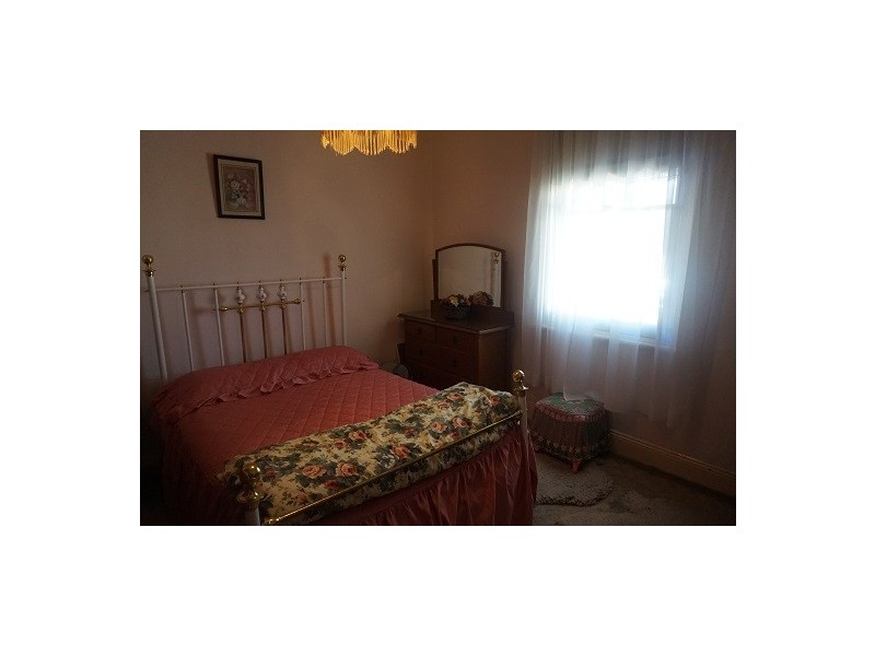 8 Francis Street, Goulburn NSW 2580