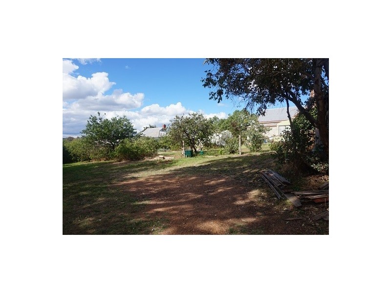 8 Francis Street, Goulburn NSW 2580