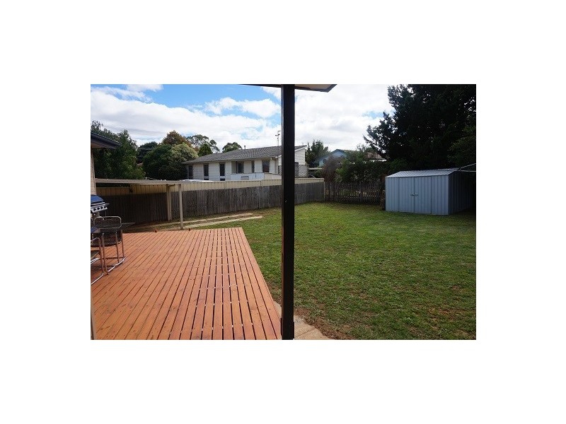 4 Caoura Crescent, Goulburn NSW 2580