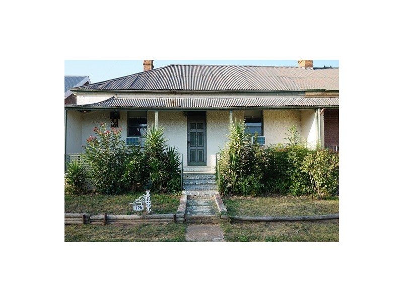 125 Clinton Street, Goulburn NSW 2580