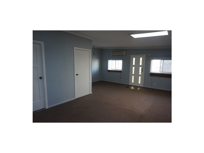 125 Clinton Street, Goulburn NSW 2580