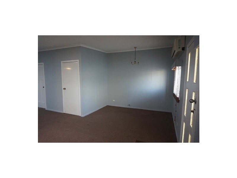 125 Clinton Street, Goulburn NSW 2580