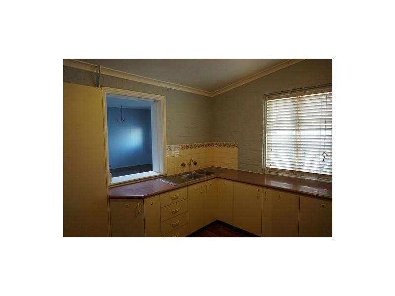 125 Clinton Street, Goulburn NSW 2580