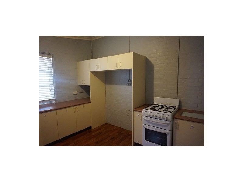 125 Clinton Street, Goulburn NSW 2580