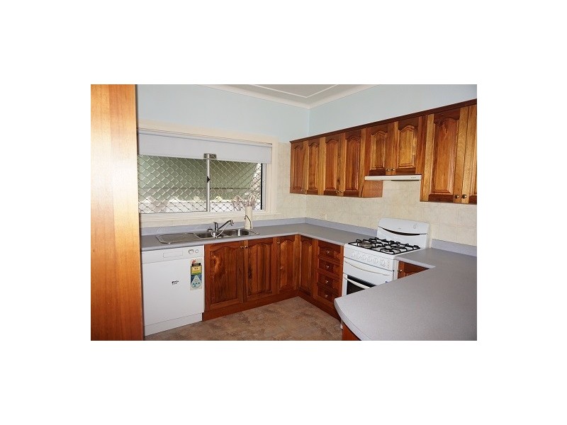 90 Queen Street, Goulburn NSW 2580