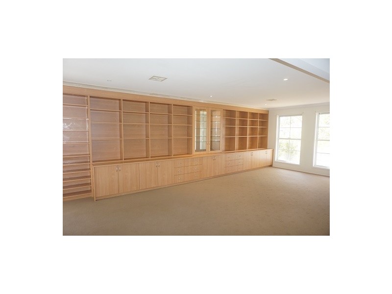 10 Clancy Place, Goulburn NSW 2580