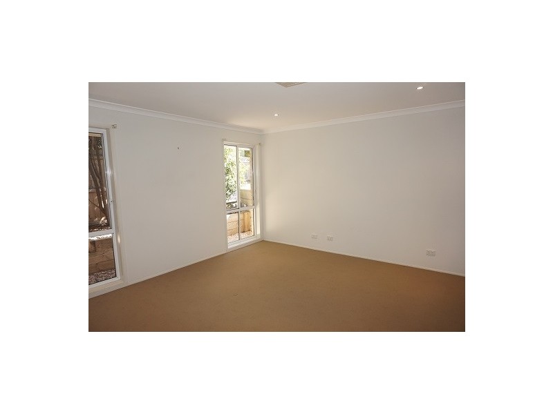 10 Clancy Place, Goulburn NSW 2580