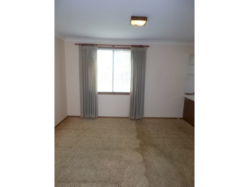 5 Wheatley Avenue, Goulburn NSW 2580