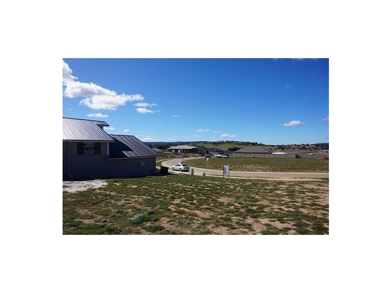 Lot 408 Swan Loop, Goulburn NSW 2580