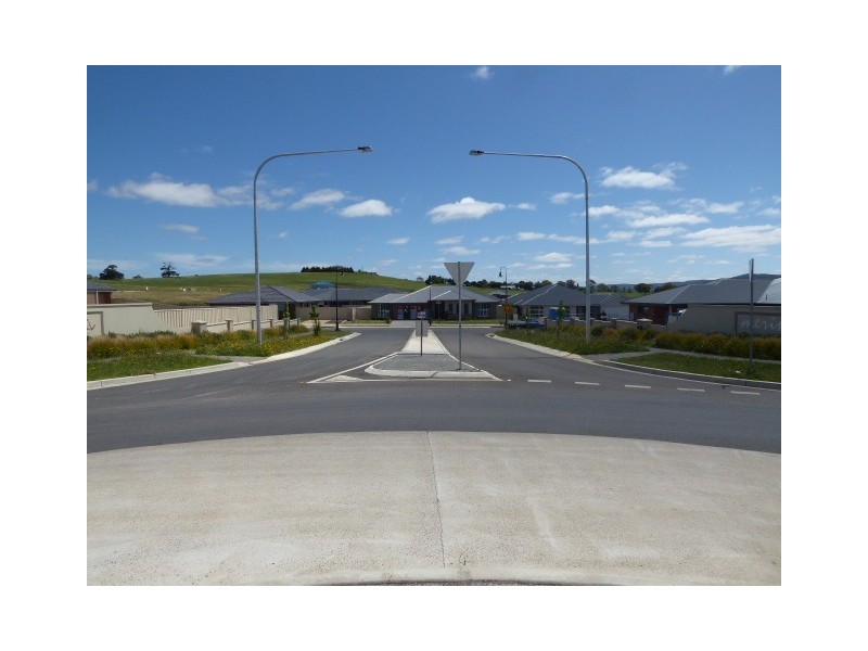 Lot 408 Swan Loop, Goulburn NSW 2580