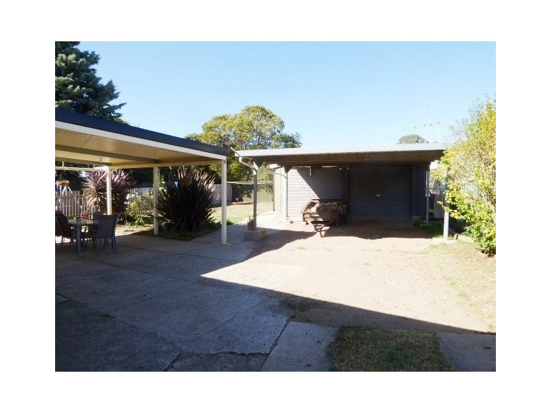 27 Lisgar Street, Goulburn NSW 2580