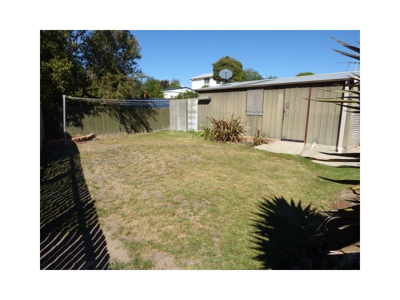 27 Lisgar Street, Goulburn NSW 2580