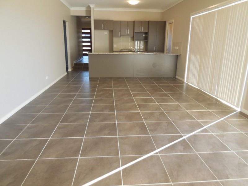 House 1,59 Kidd Circuit, Goulburn NSW 2580