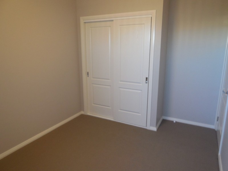 House 1,59 Kidd Circuit, Goulburn NSW 2580