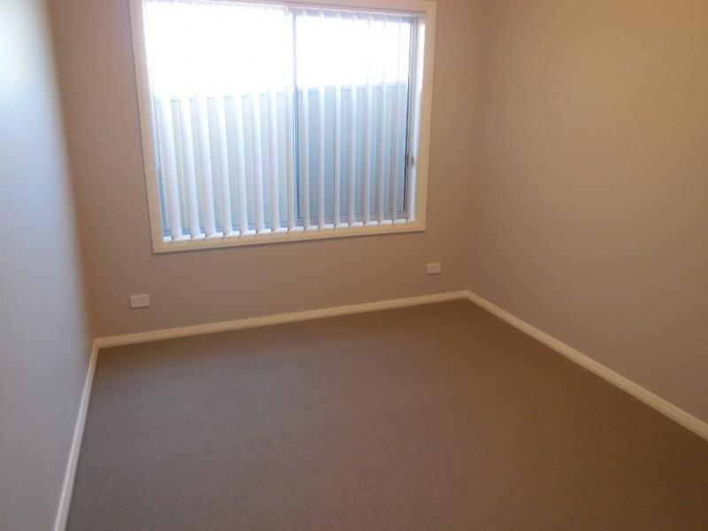 House 1,59 Kidd Circuit, Goulburn NSW 2580