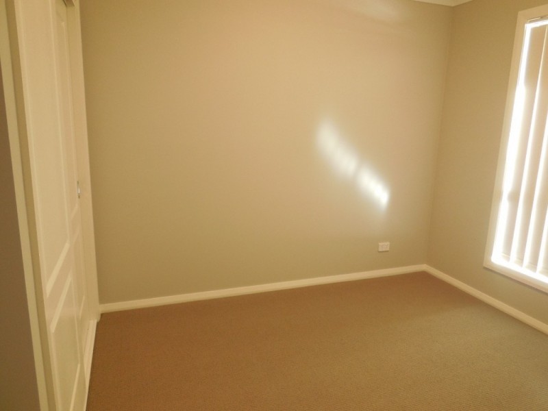 House 1,59 Kidd Circuit, Goulburn NSW 2580