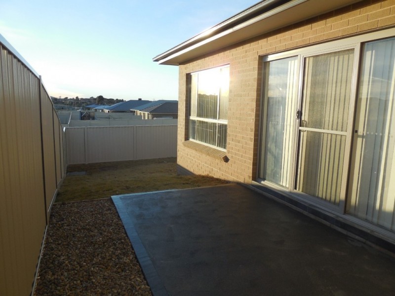 House 1,59 Kidd Circuit, Goulburn NSW 2580