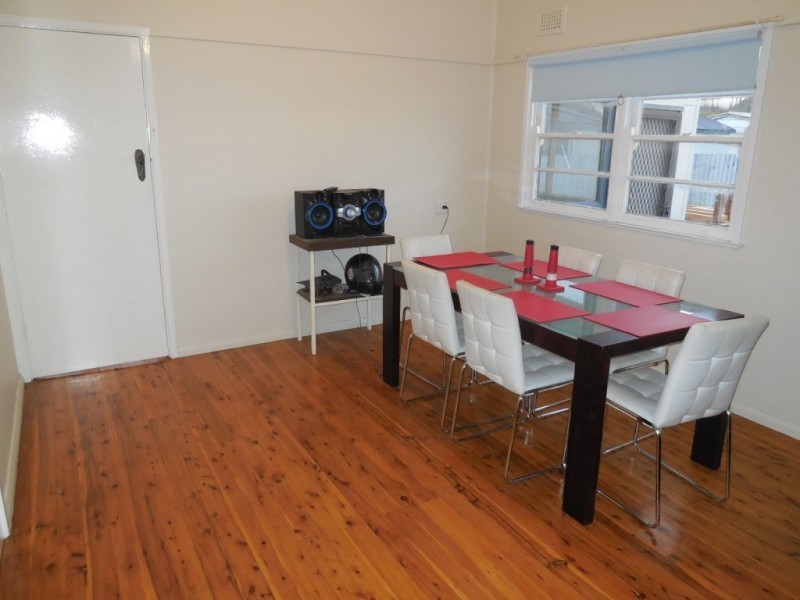 10 Gibson Street, Goulburn NSW 2580