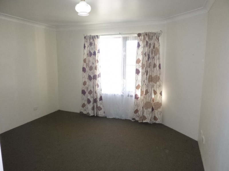 1/12 Bradford Drive, Goulburn NSW 2580