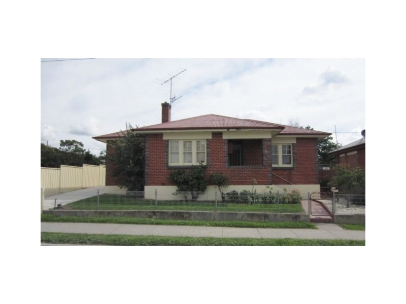 108 Sloane Street, Goulburn NSW 2580