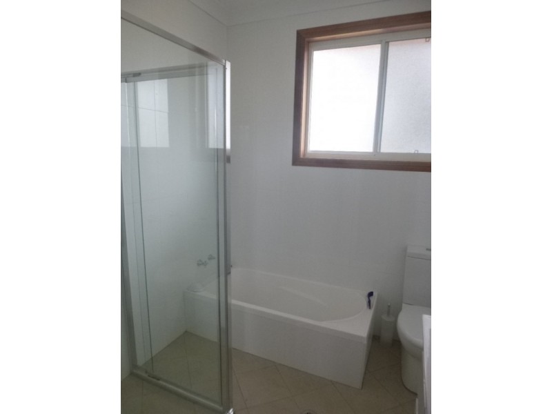 2 Jubilee Avenue, Goulburn NSW 2580