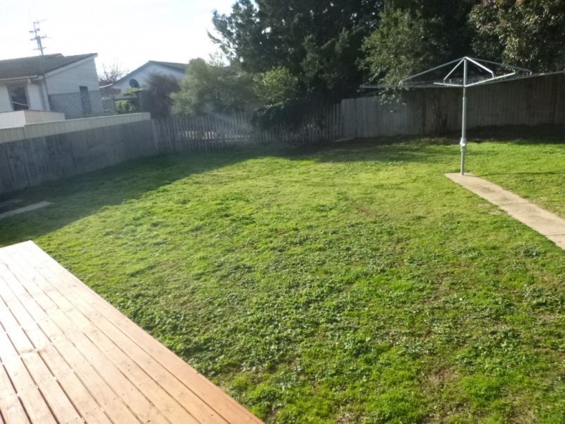 4 Caoura Crescent, Goulburn NSW 2580