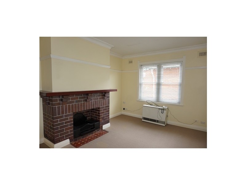 44 Park Street, Goulburn NSW 2580