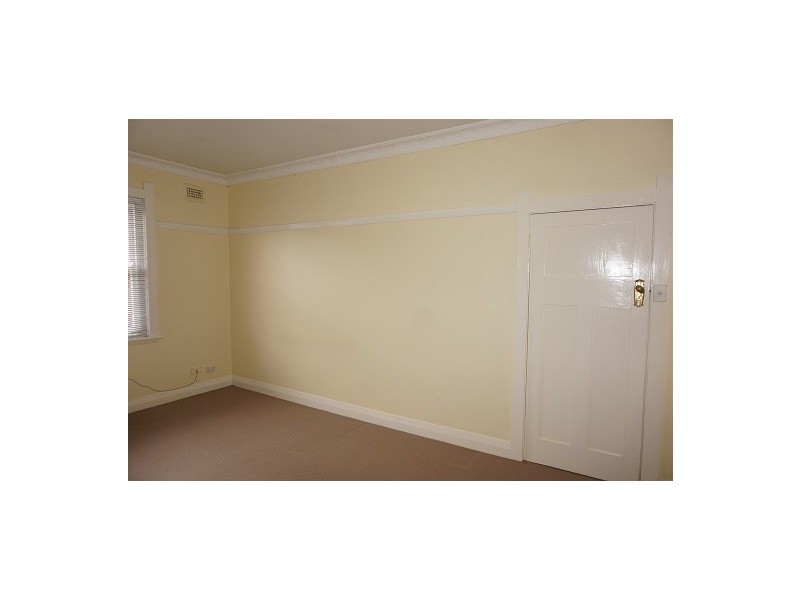 44 Park Street, Goulburn NSW 2580