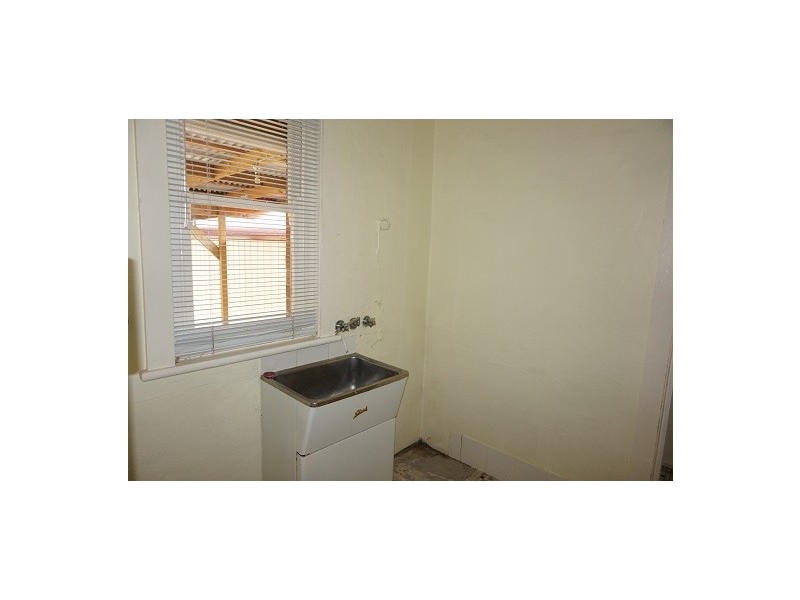 44 Park Street, Goulburn NSW 2580