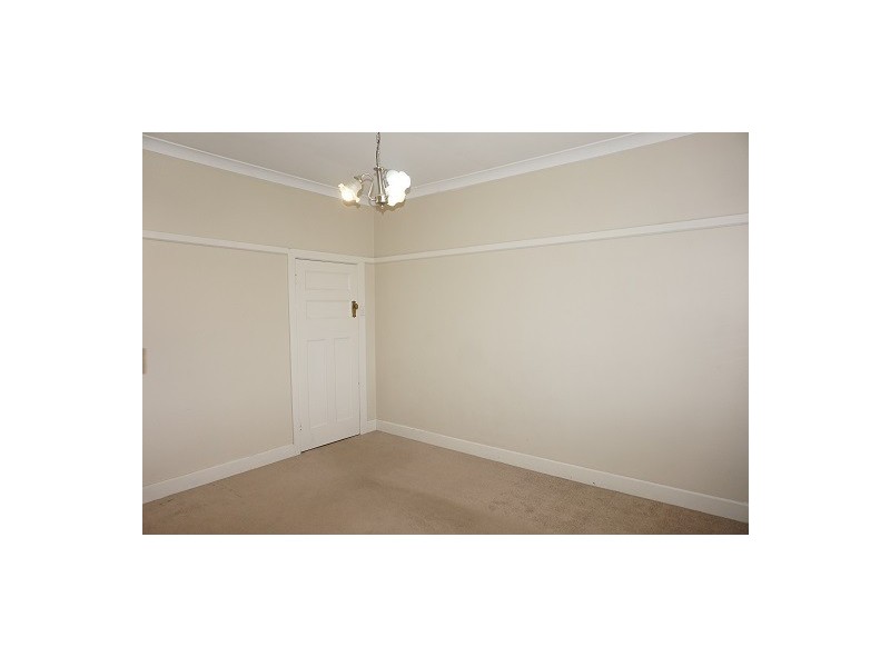 108 Sloane Street, Goulburn NSW 2580