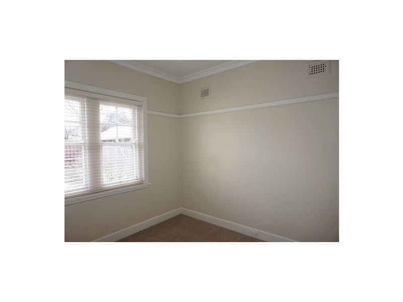 108 Sloane Street, Goulburn NSW 2580