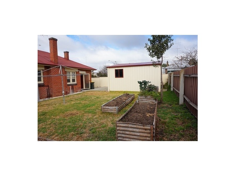 108 Sloane Street, Goulburn NSW 2580