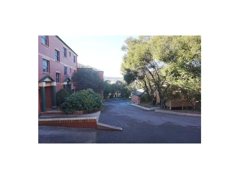 5/33 Ottiwell Street, Goulburn NSW 2580