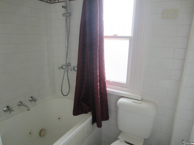 32 Auburn Street, Goulburn NSW 2580