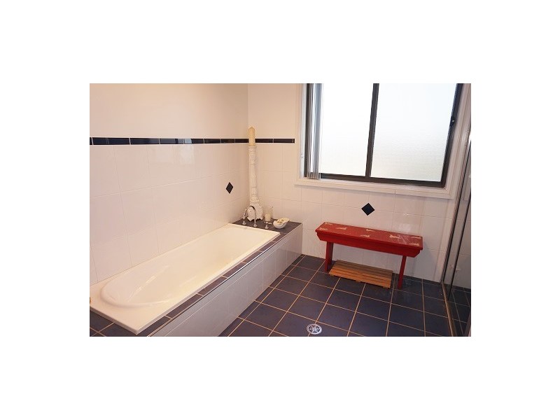 9 Mitchell Street, Goulburn NSW 2580