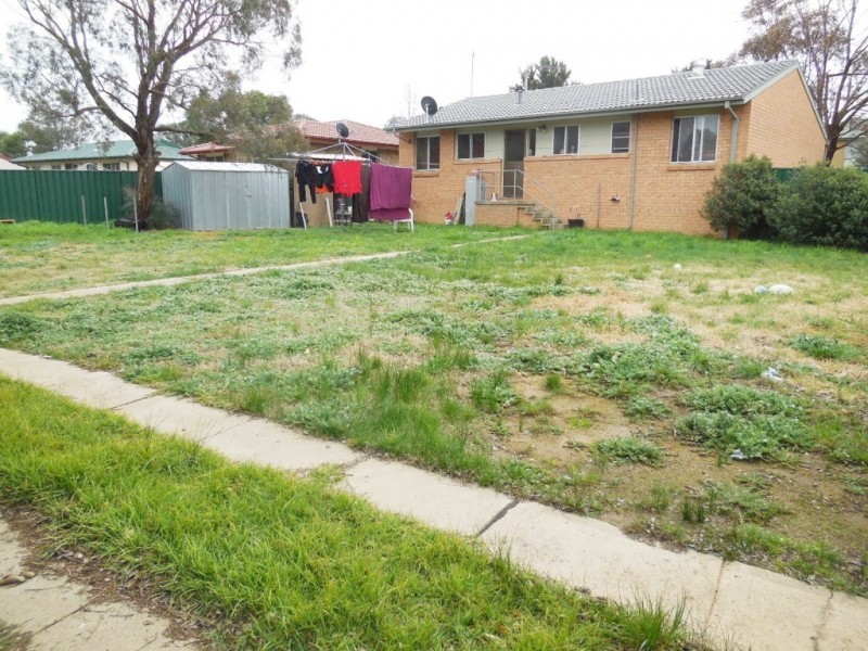 63 Yarrowlow Street, Goulburn NSW 2580