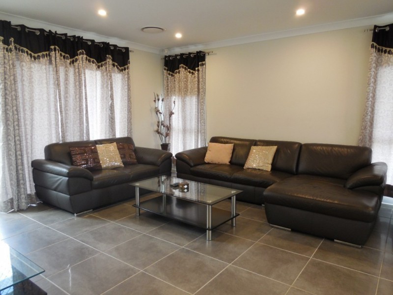 10 McAlroy Place, Goulburn NSW 2580