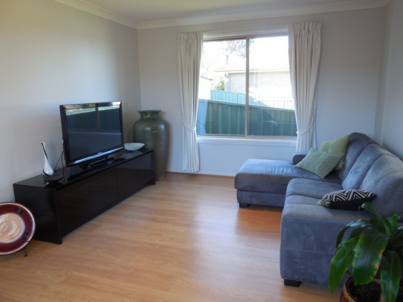 6a Eleanor St, Goulburn NSW 2580