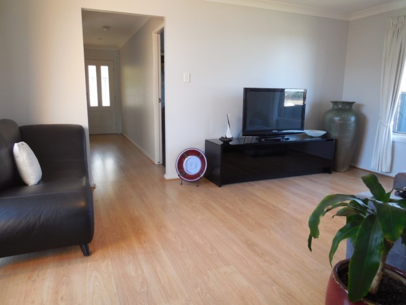 6a Eleanor St, Goulburn NSW 2580
