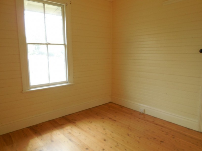 10 Sanita Street, Goulburn NSW 2580