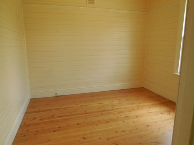 10 Sanita Street, Goulburn NSW 2580