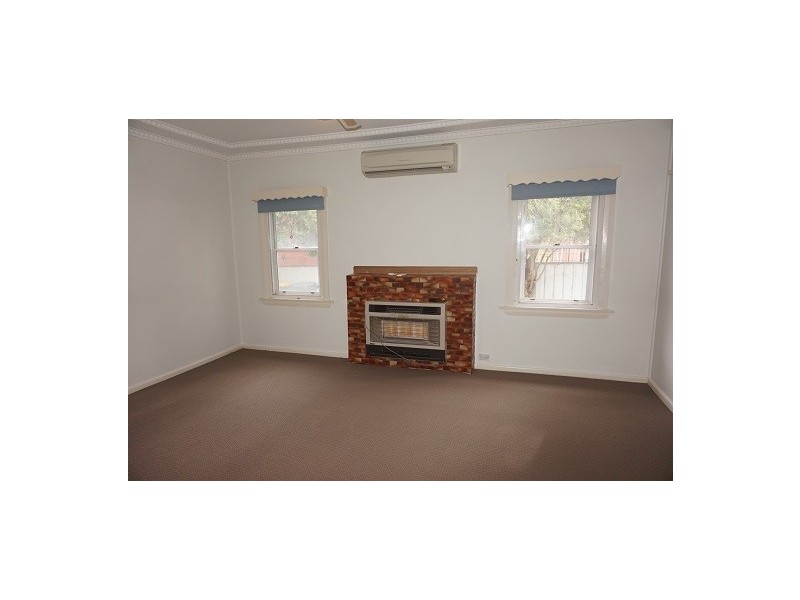 90 Queen Street, Goulburn NSW 2580